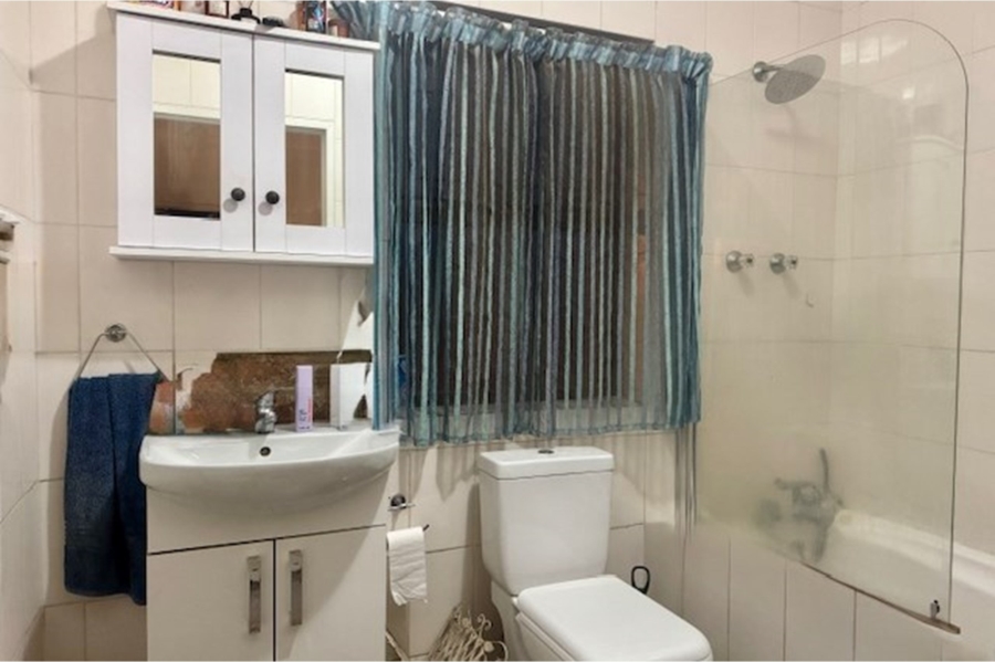2 Bedroom Property for Sale in Labiance Estate Western Cape